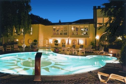 Außenpool im Hotel Antoniushof, Ruhstorf an der Rott